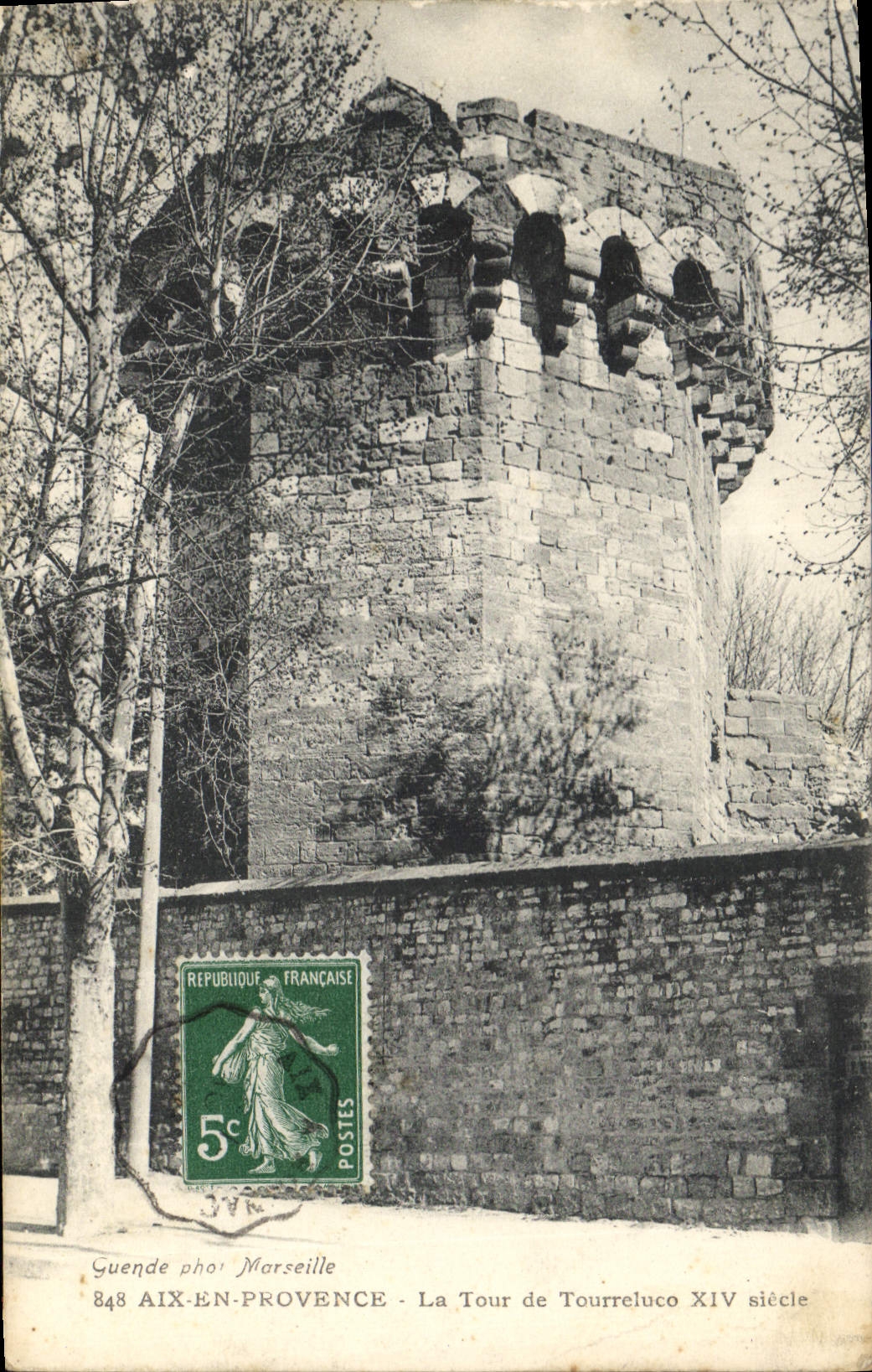 CPA Aix en Provence La Tour de Tourreluco 