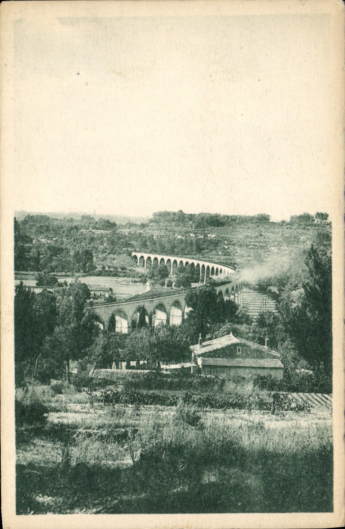 CPA Aix en Provence Viaduc du Coton Rouge Ligne d'Aix a Marseille