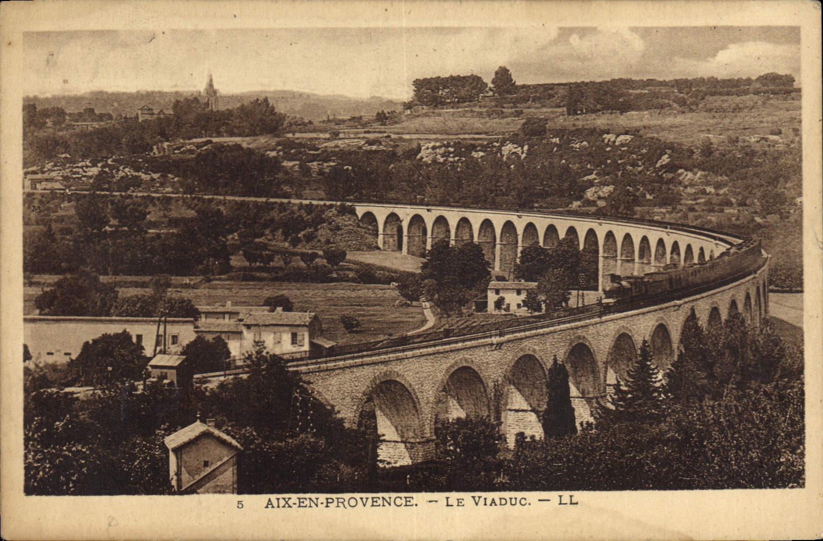 CPA Aix en Provence Le Viaduc 