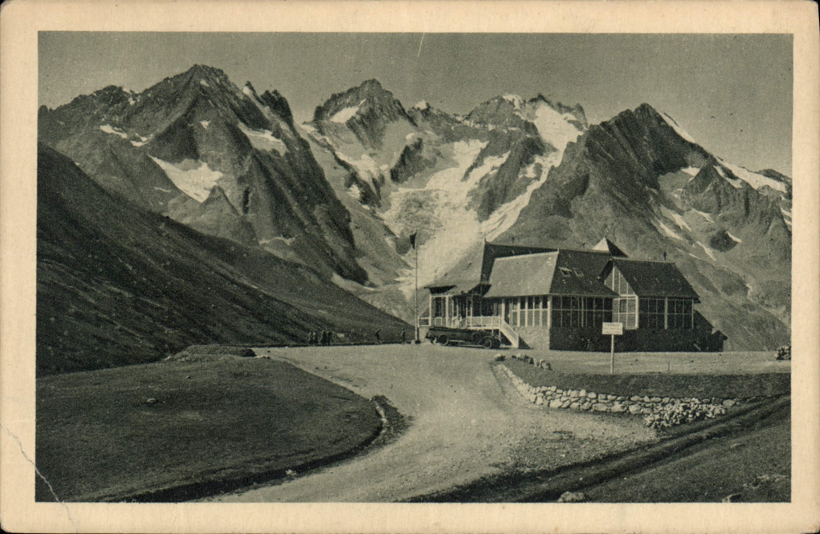 CPA Route des Alpes Col du Lautaret Chalet Restaurant 