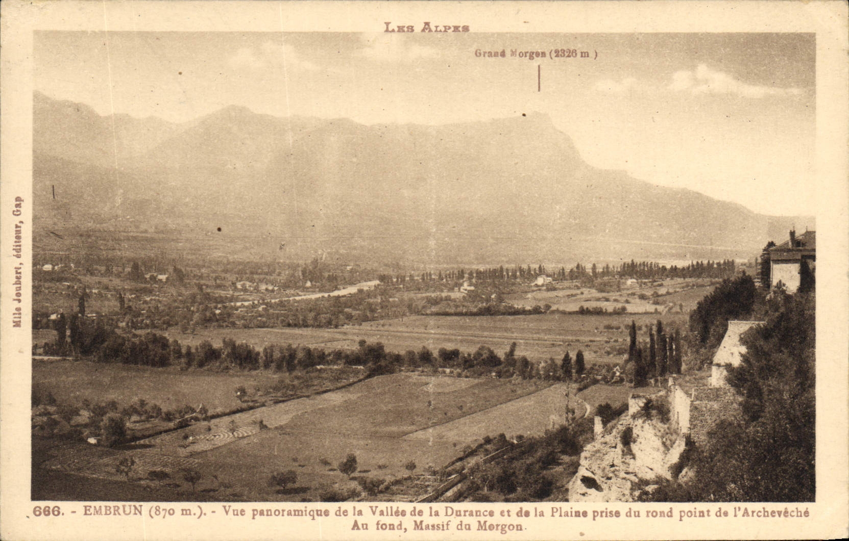 CPA Embrun Vue panoramique de la Vallee de la Durance et de la Plaine prise du rond point de l'Arche