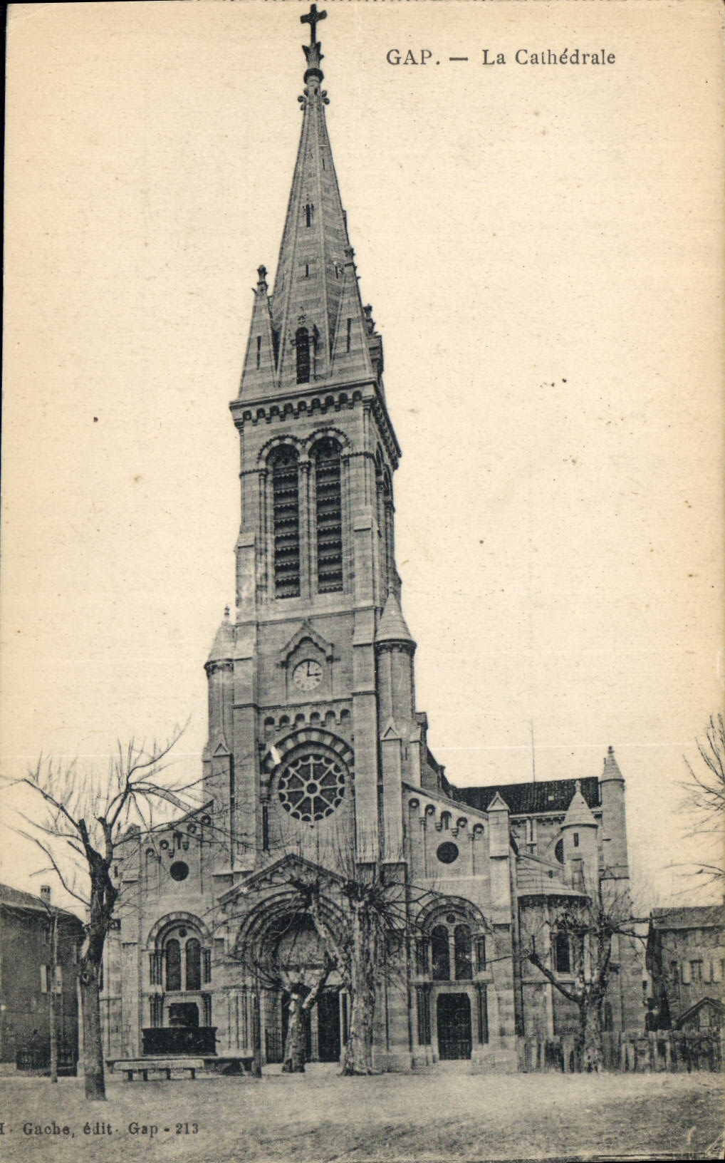 CPA Gap La Cathedrale 