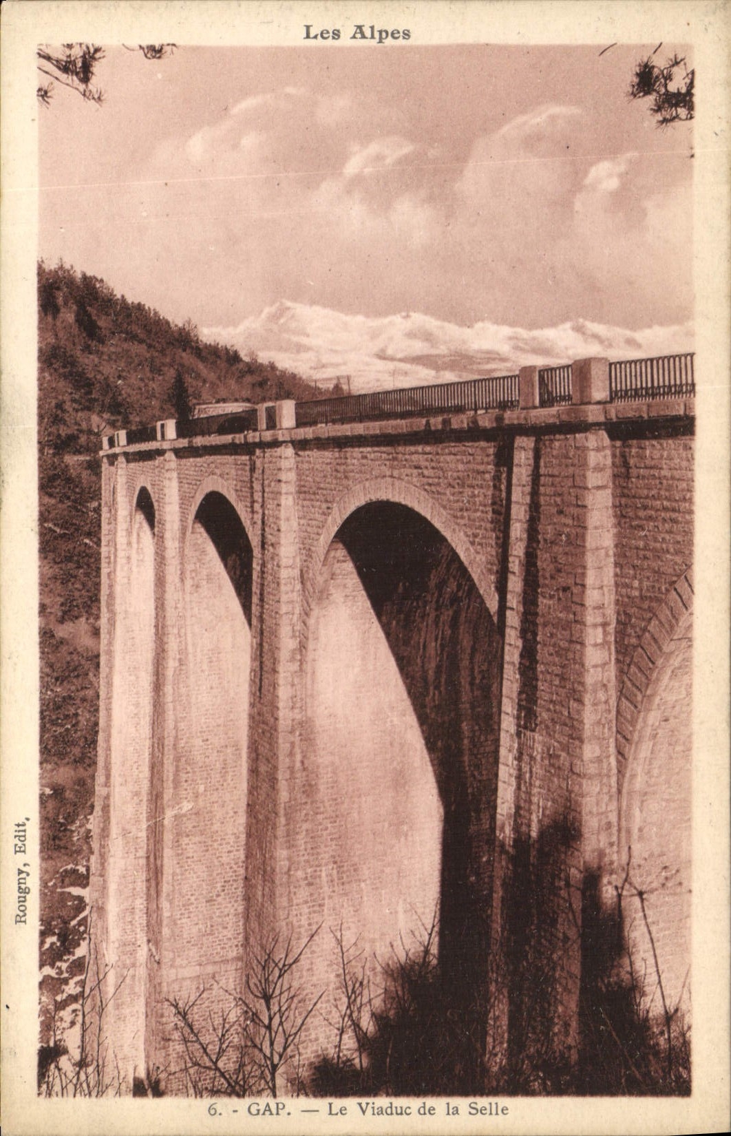 CPA Les Alpes Gap Le Viaduc de la Salle 