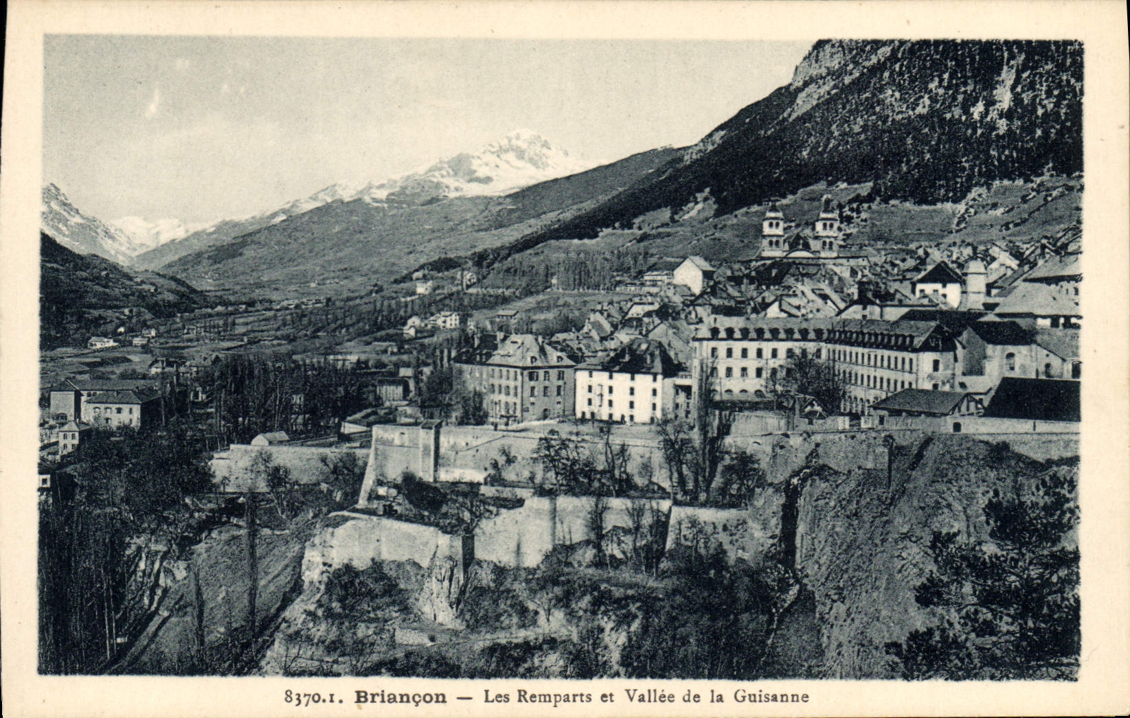 CPA Briancon Les Remparts et Vallee de la Guisanne 