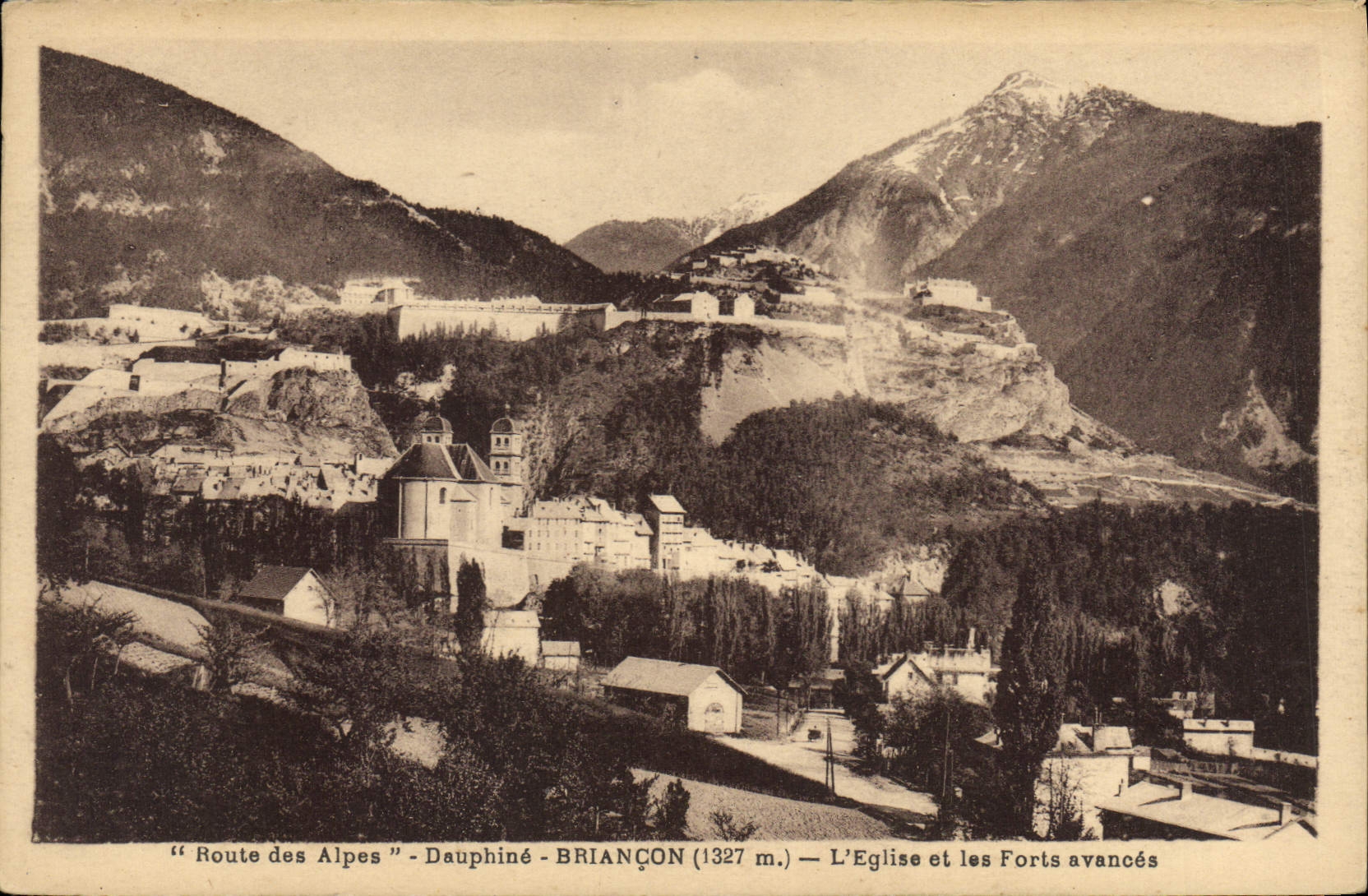 CPA Route des Alpes Dauphine Briancon L'Eglise et les Forts avances