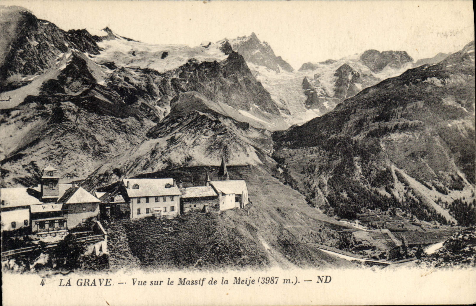 CPA La Grave Vue sur les Massif de la Meije