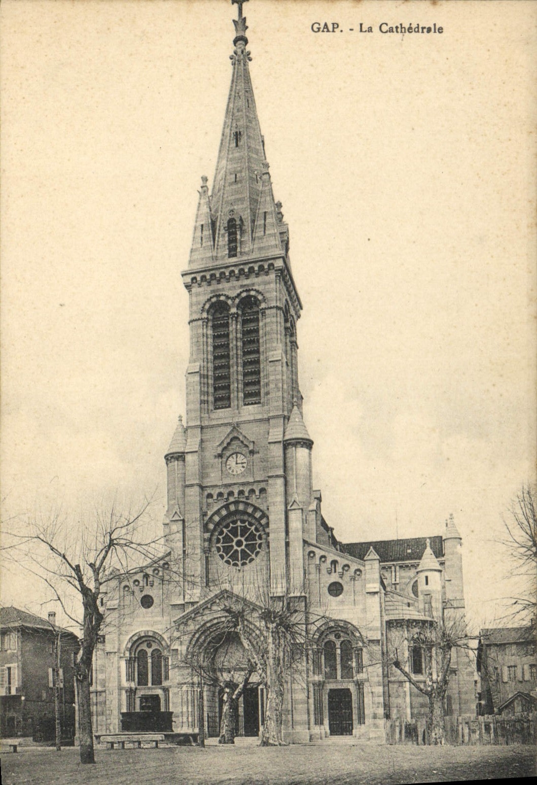 CPA Gap La Cathedrale 