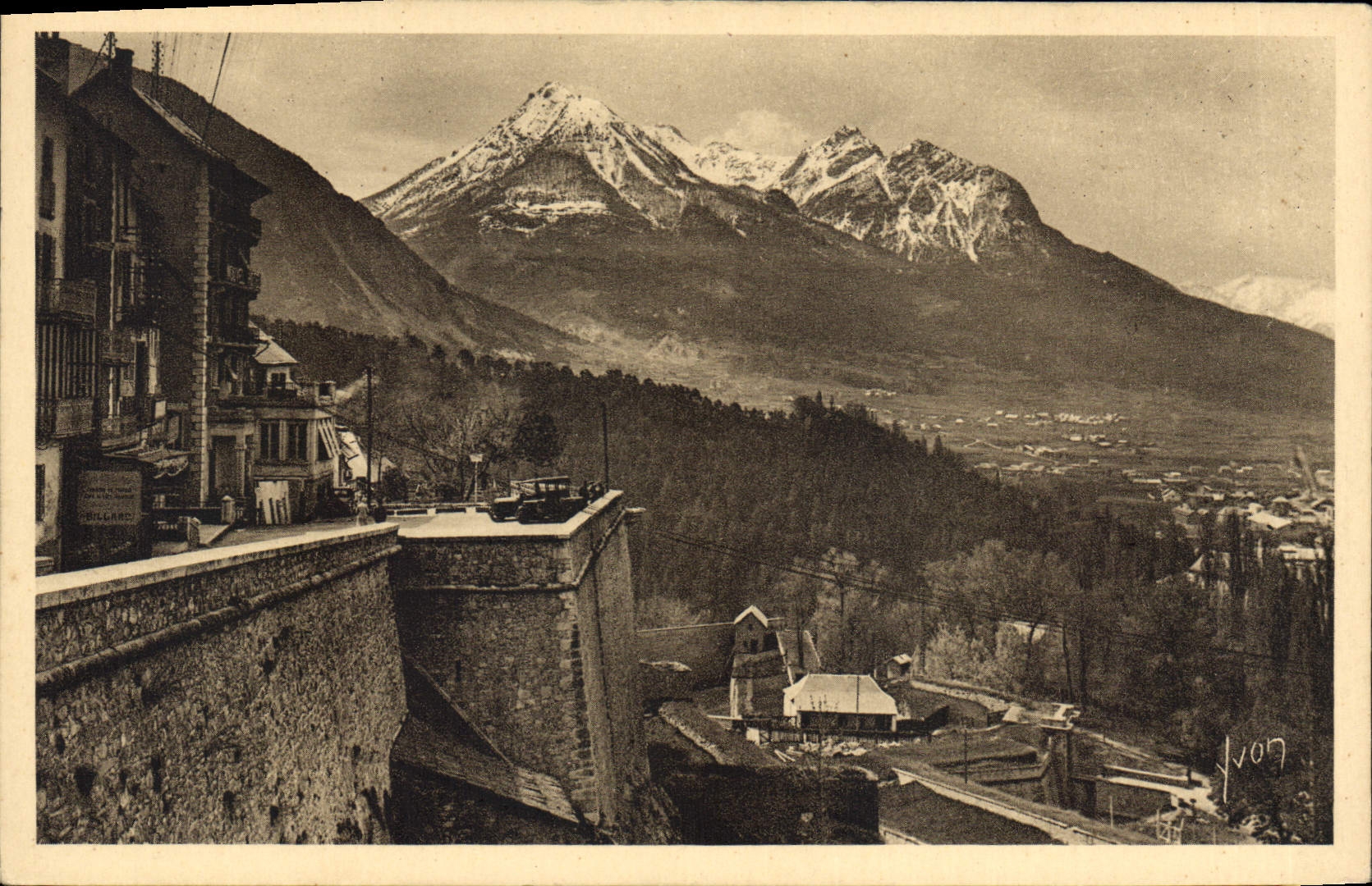 CPA Les Alpes Briancon Htes Alpes Les Remparts