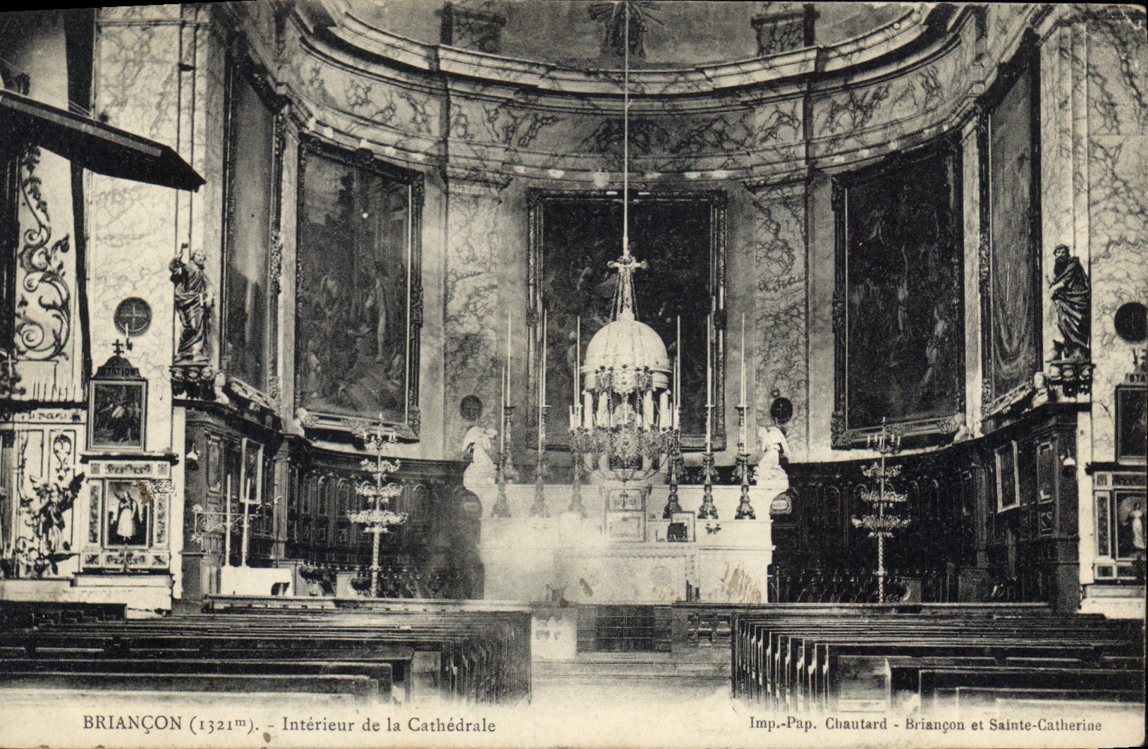 CPA Briancon Interieur de la Cathedrale 
