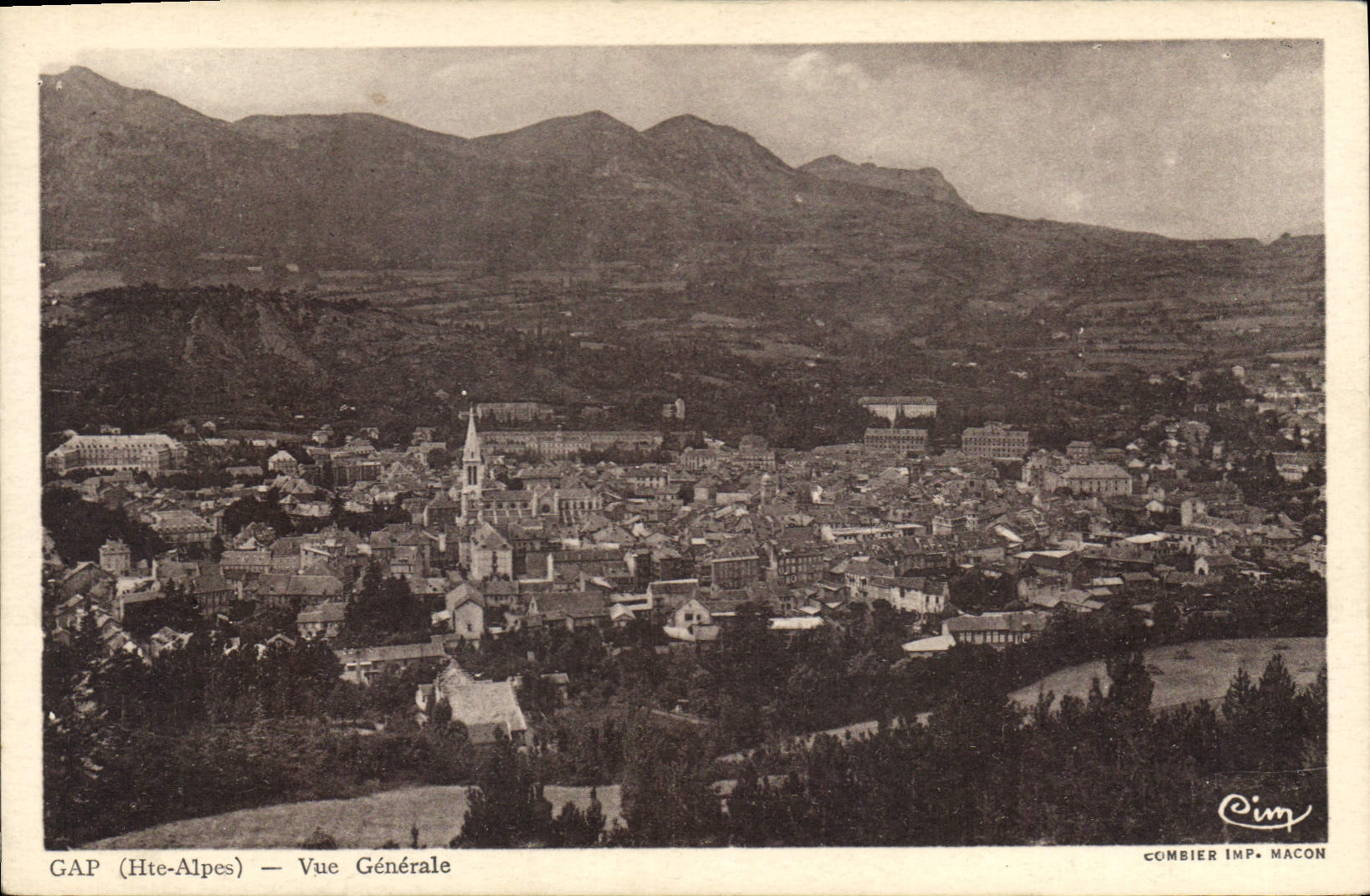 CPA Gap Clocher et Porche de la Cathedrale 