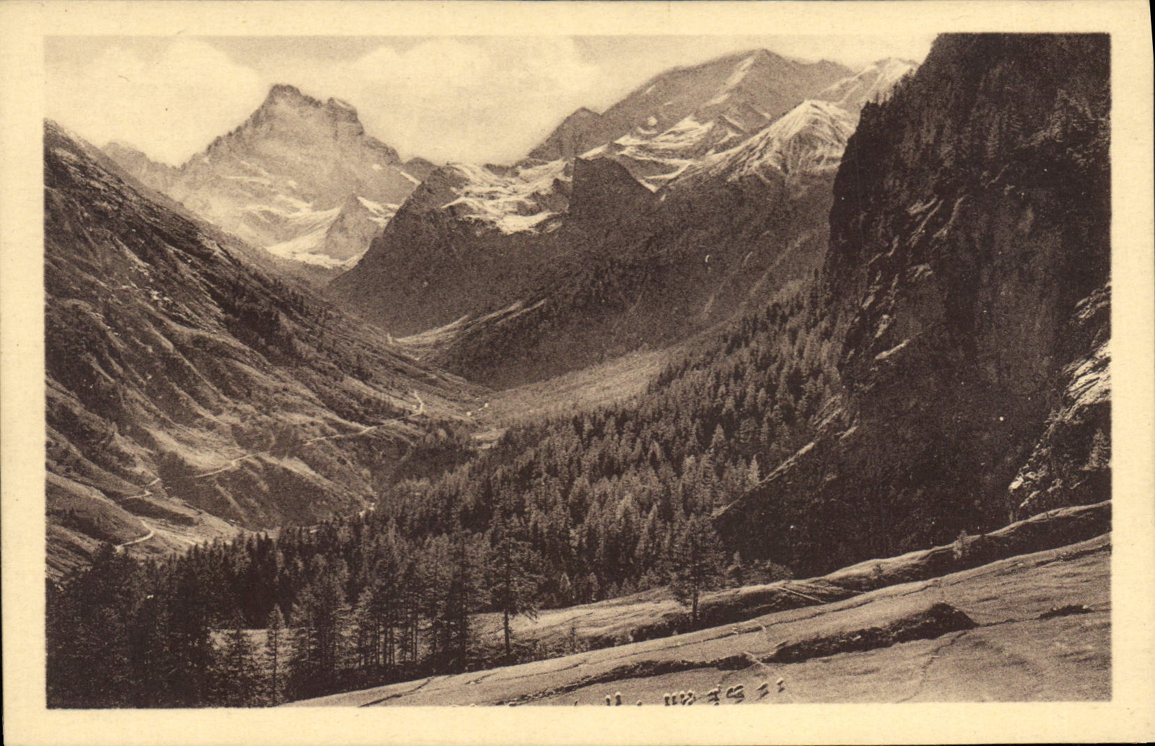 CPA Route des Alpes Vallee du Queyras La Casse denerte