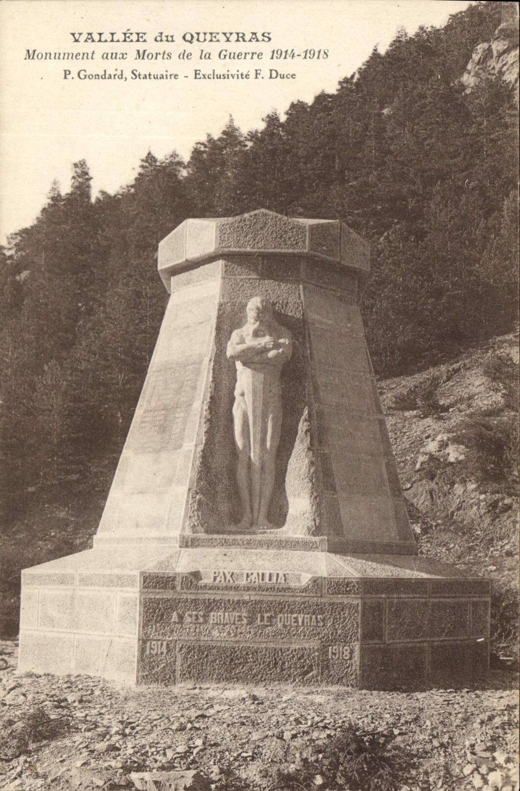 CPA Vallee du Queyras Monument aux Morts de la Guerre 1914 1918