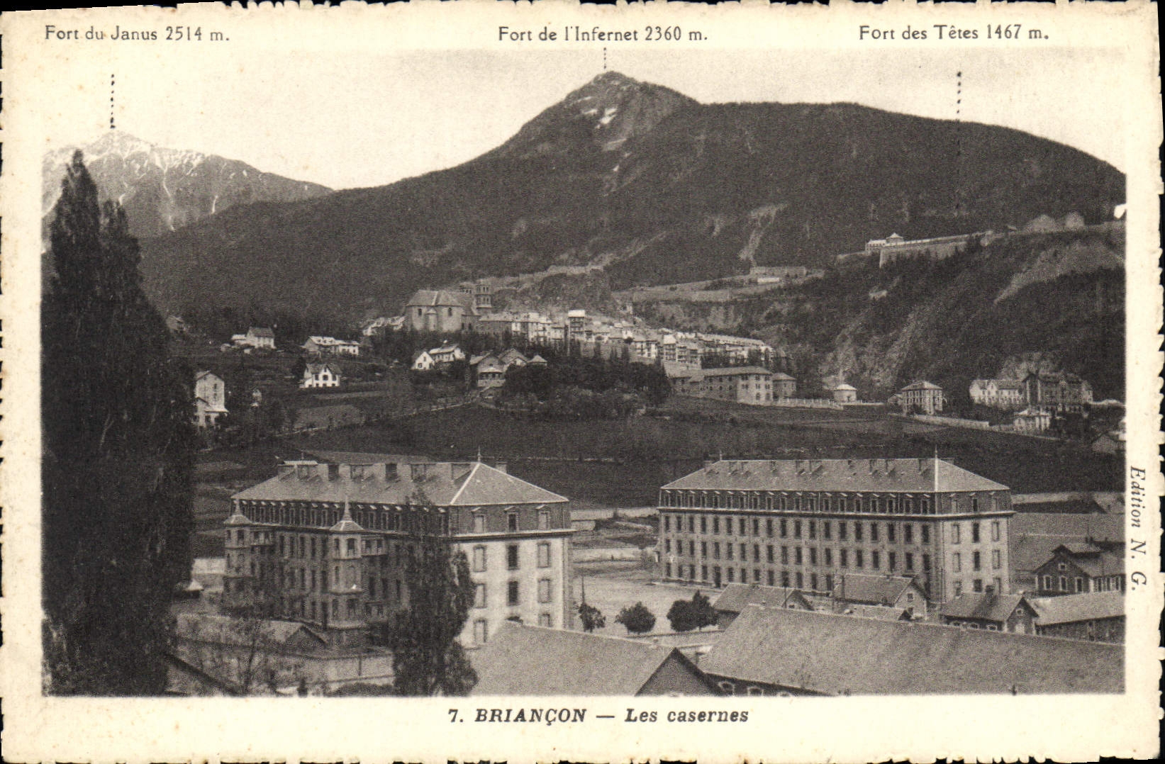 CPA Briancon Les Casernes 