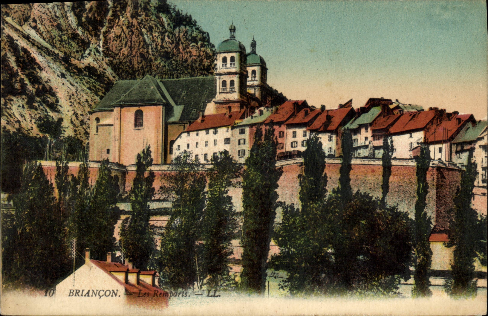 CPA Briancon Les Remparts 