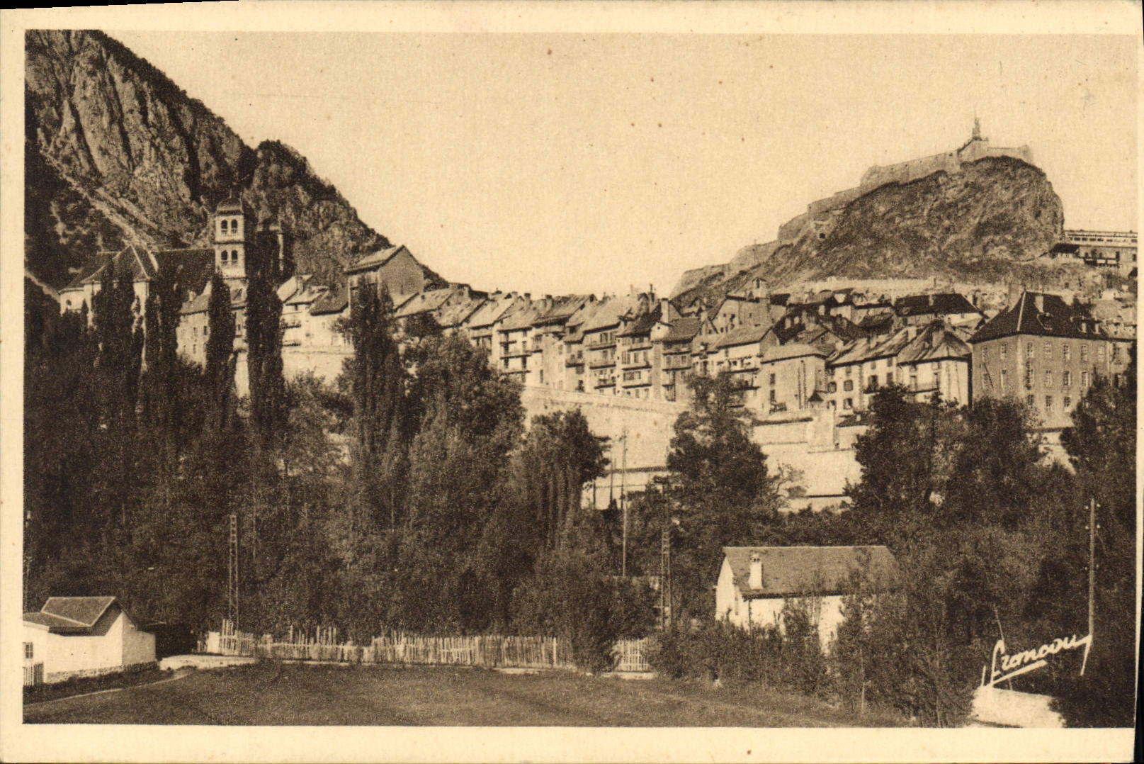 CPA Briancon et la Citadelle 