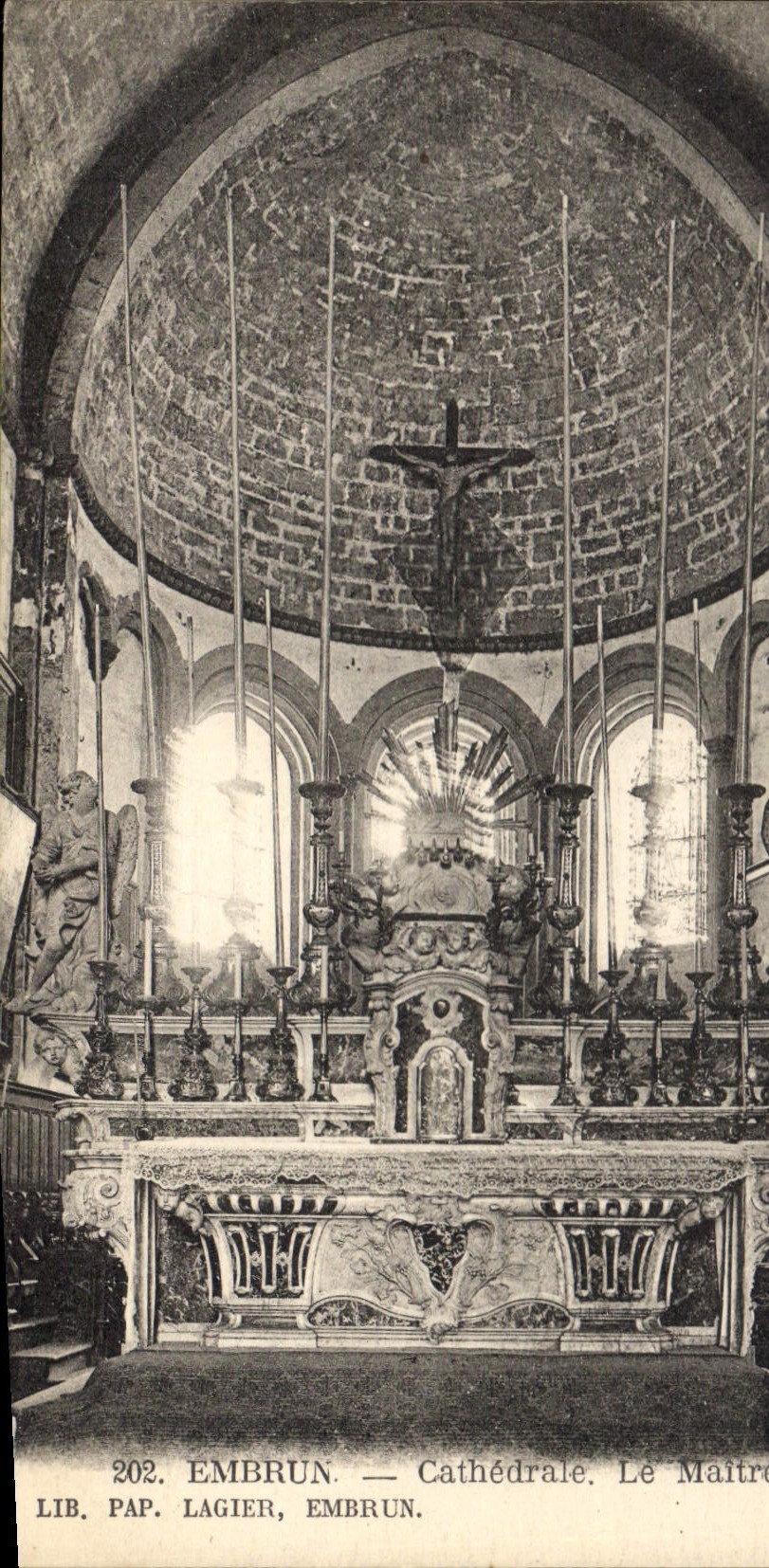 CPA Embrun Cathedrale Le Maitre 