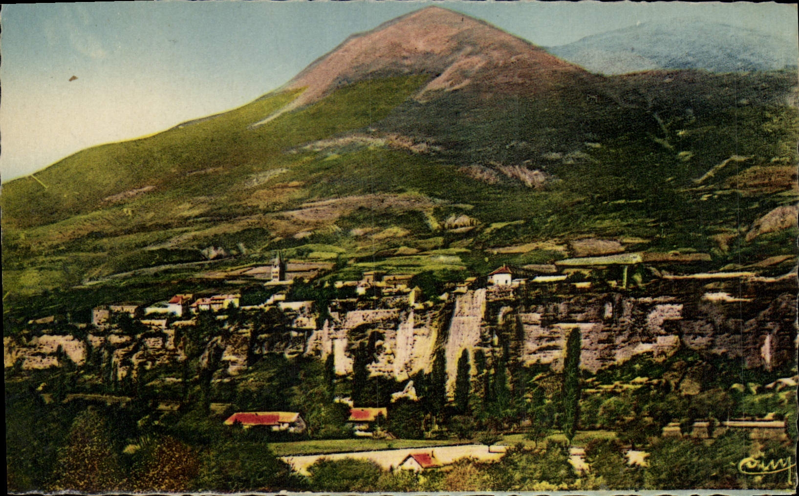 CPA Embrun Htes Alpes Vue Generale et le Mont Guillaume
