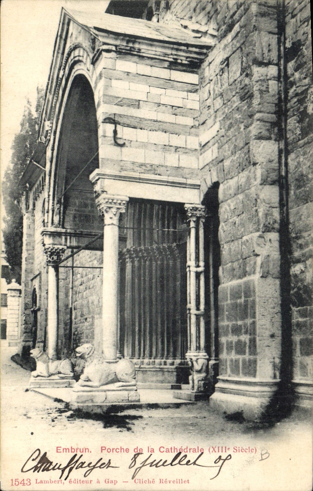 CPA Embrun Porche de la Cathedrale 