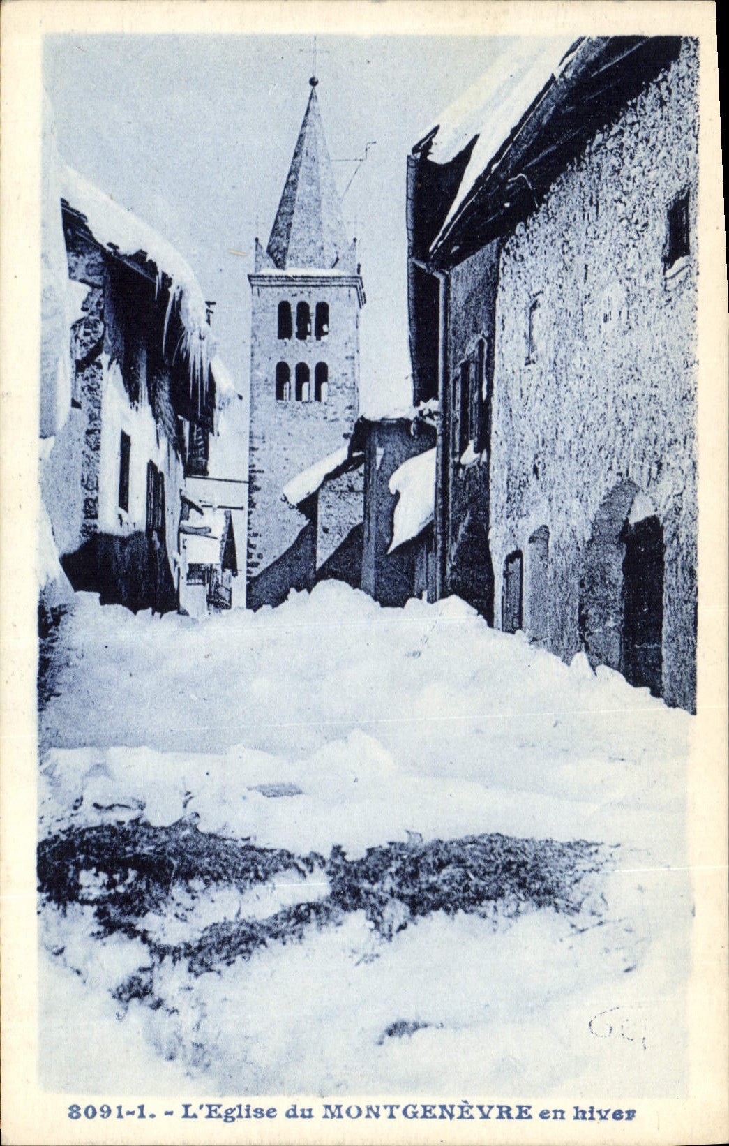 CPA L'Eglise de la Montgenevre en hiver 