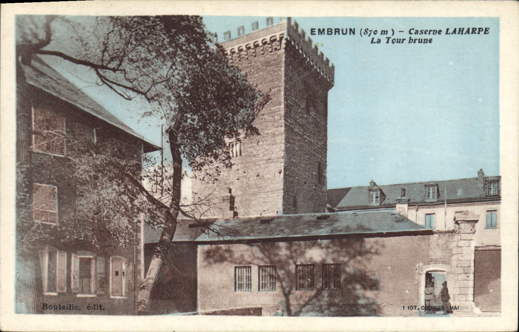 CPA Embrun Caserne Laharpe La Tour brune 