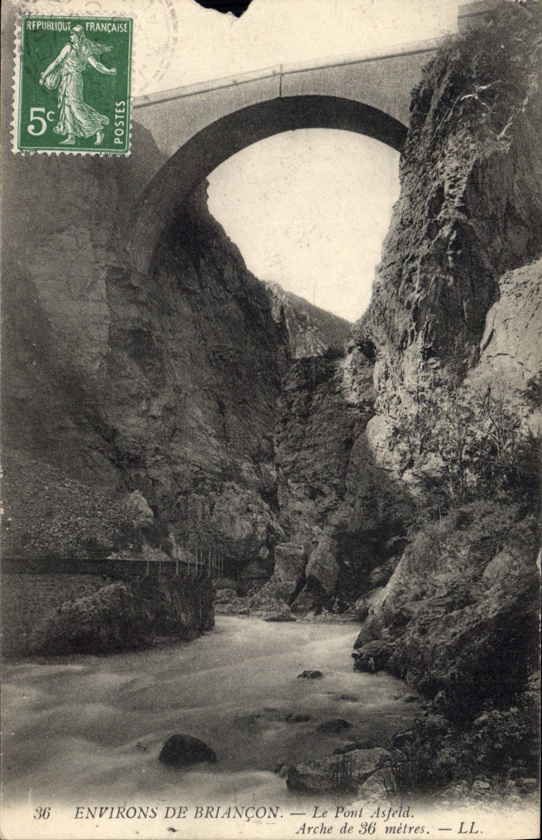 CPA Environs de Briancon Le Pont d'Asfeld