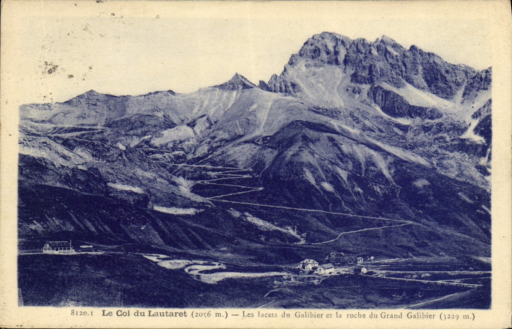 CPA Le Col du Lautaret Les lacets du Galibier et la roche du Grand Galibier