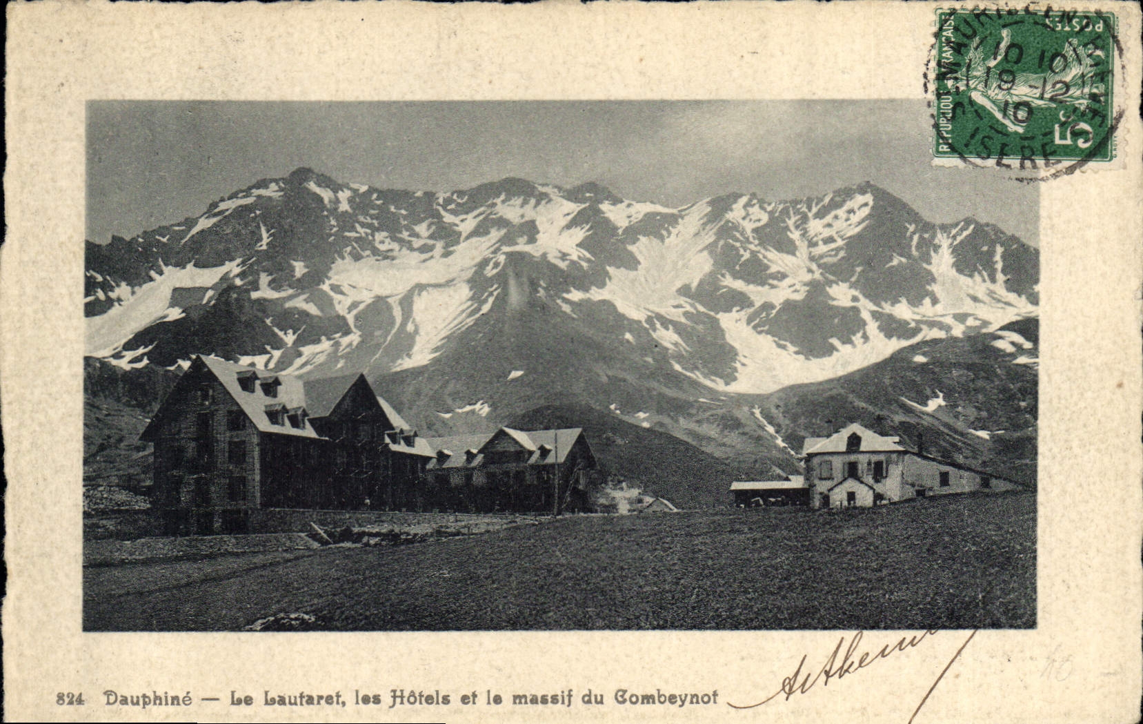 CPA Dauphine Le Lautaret les Hotels et le massif du Combeynot