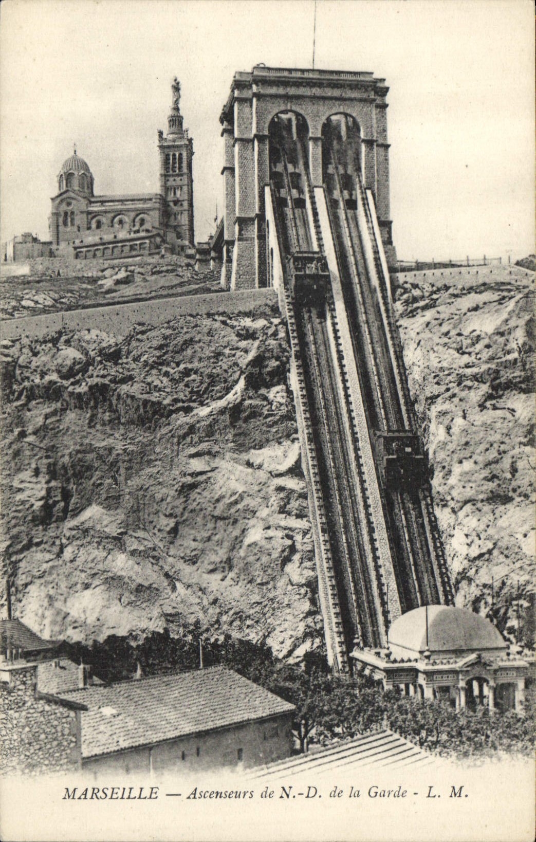 CPA Marseille Ascenseur de N D de la Garde 