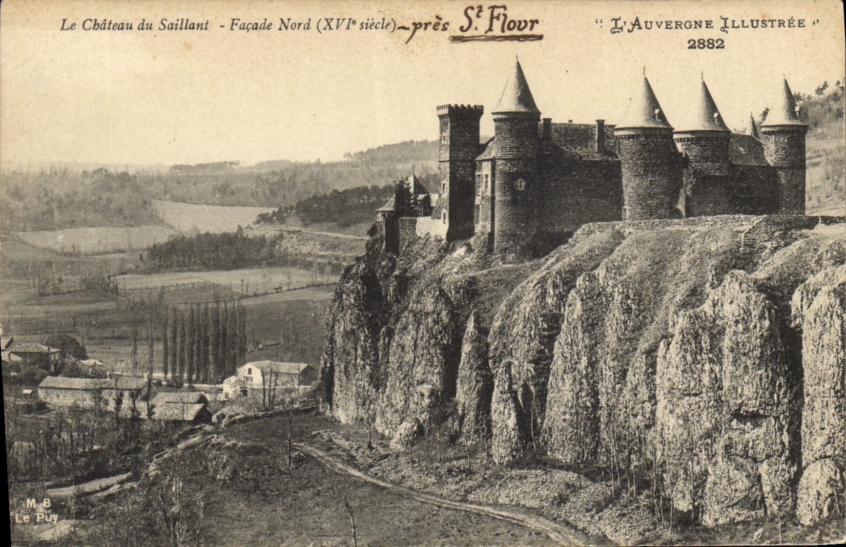 CPA Le Chateau du Saillans Facade Nord XVI siecle pres St Flour 