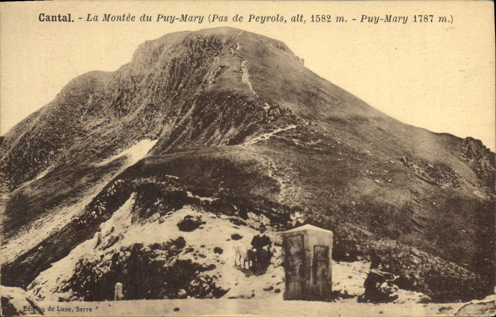 CPA Cantal le Montee du Puy Mary Pas de Peyrols 