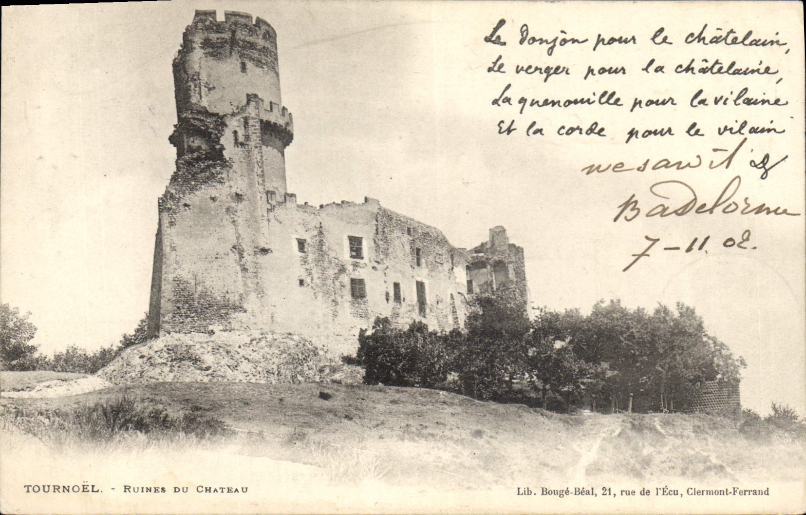 CPA Tournoel Ruines du Chateau 