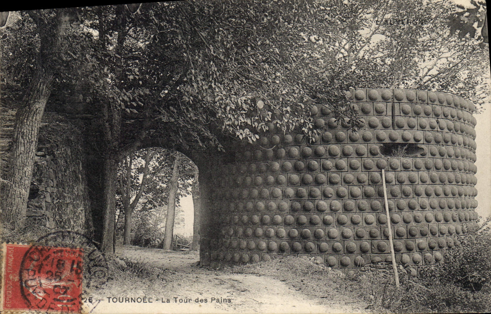 CPA L'Auvergne Tournoel la Tour des Pains