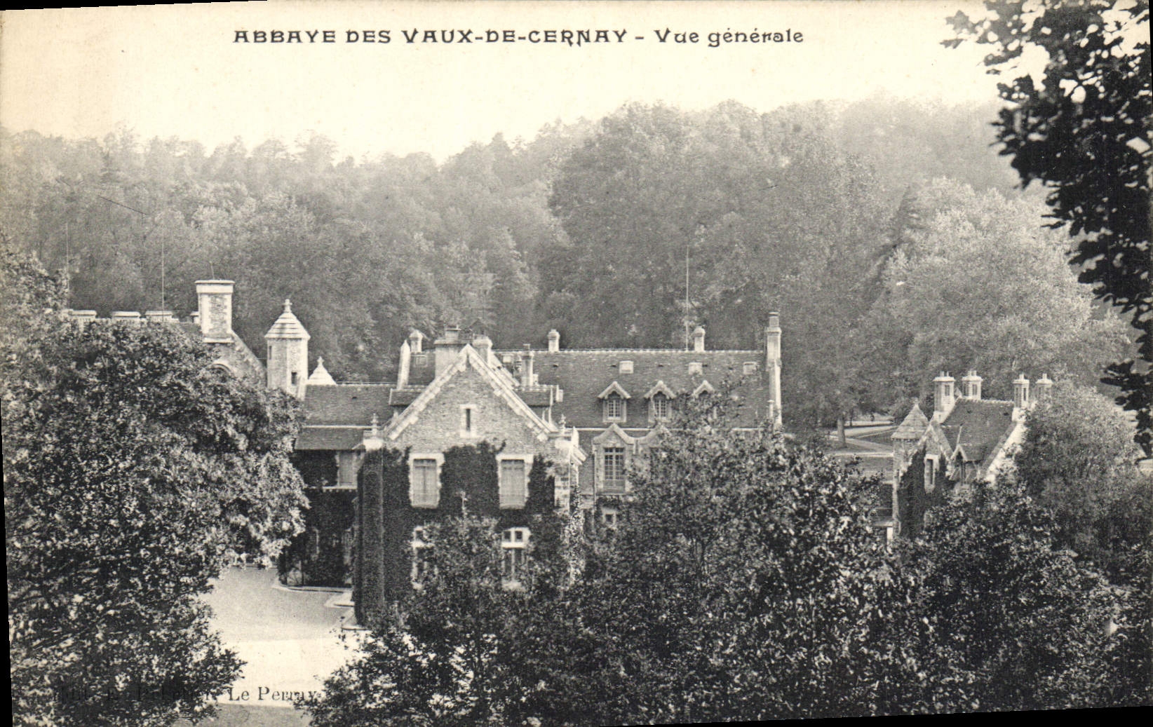 CPA Abbaye des Vaux de Cernay vue generale