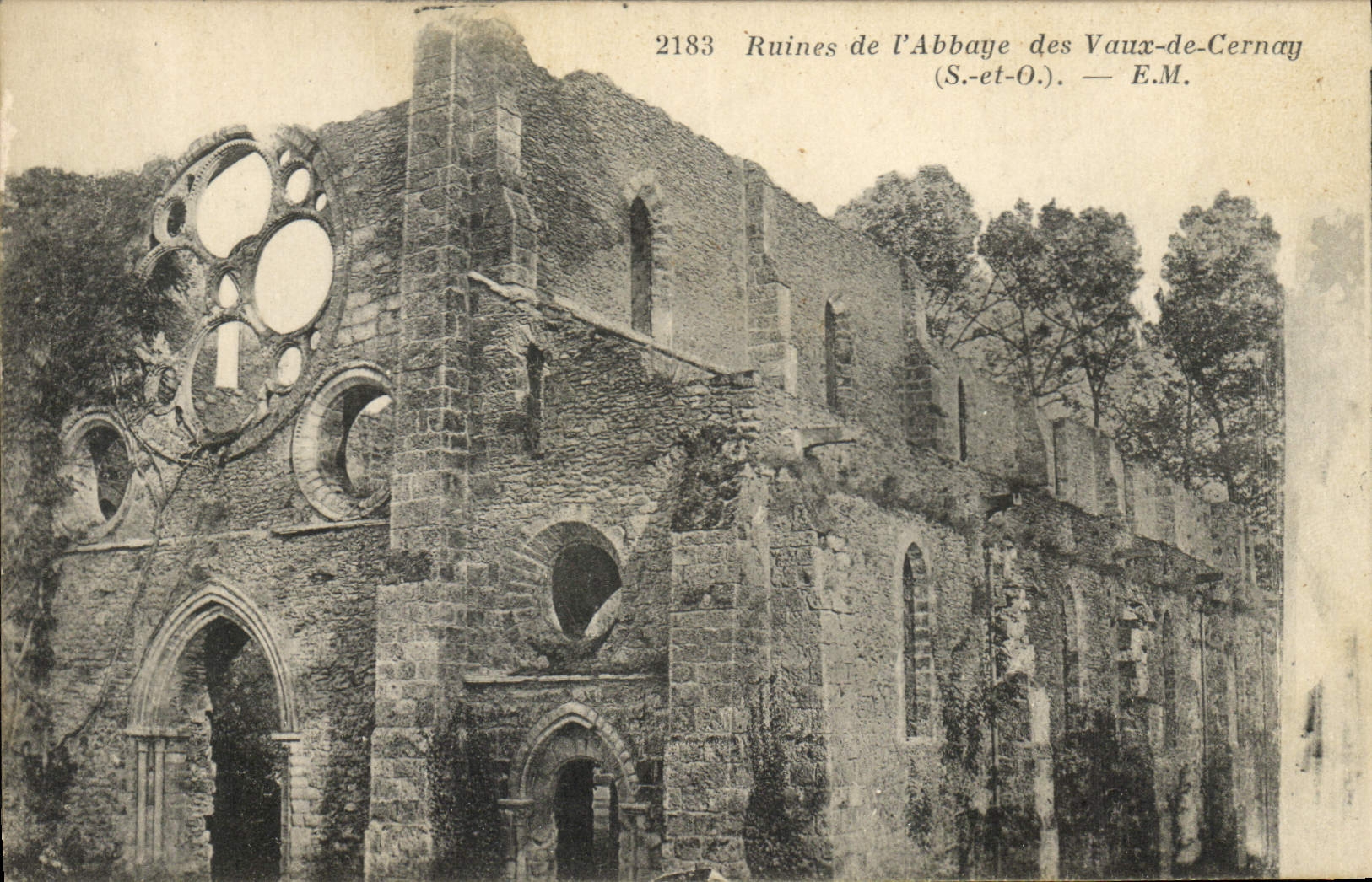 CPA Ruines de l'Abbaye des Vaux de Cernay S et O