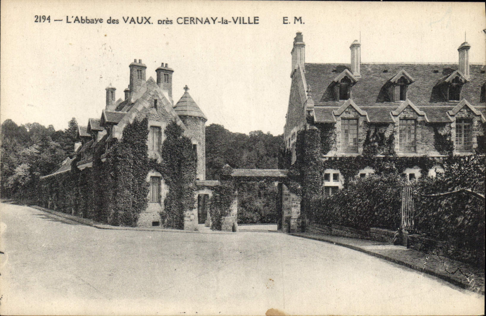 CPA L'Abbaye des Vaux de Cernay la Ville