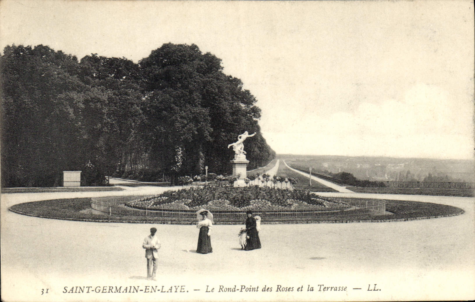 CPA Saint Germain en Laye le Rond Point des Roses et la Terrasse 