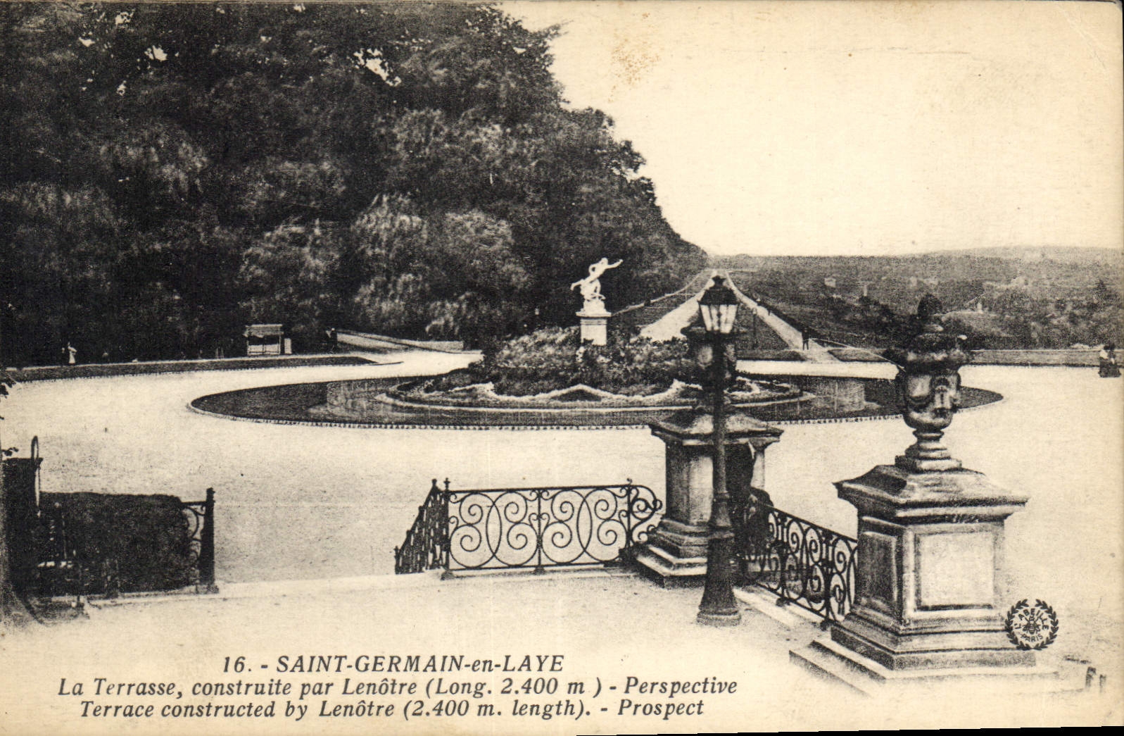 CPA Saint Germain en Laye la Terrasse Construite par Lenotre Perspective 