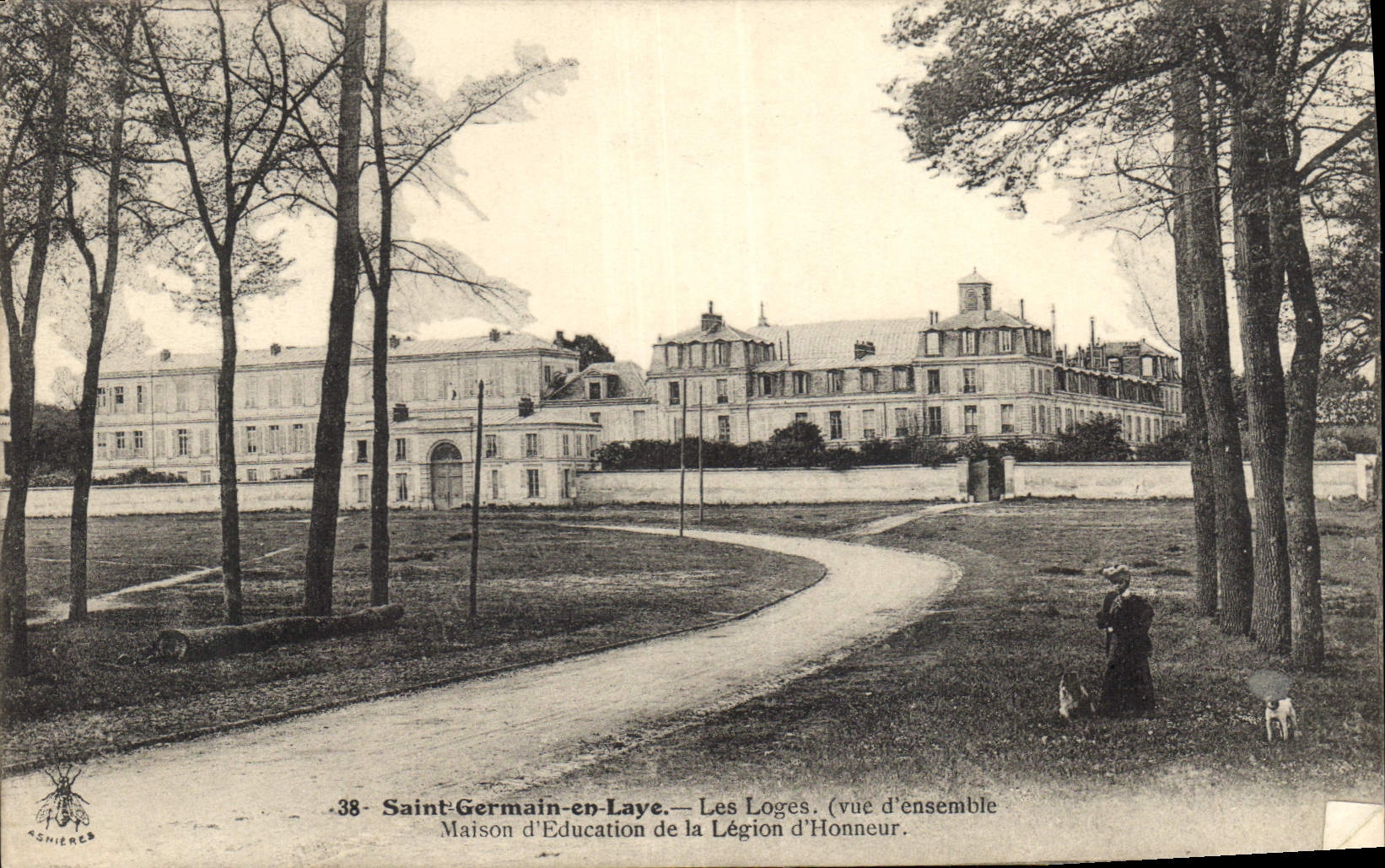 CPA Saint Germain en Laye les Loges vue d'ensemble maison d'Education de la Legion d'Honneur 