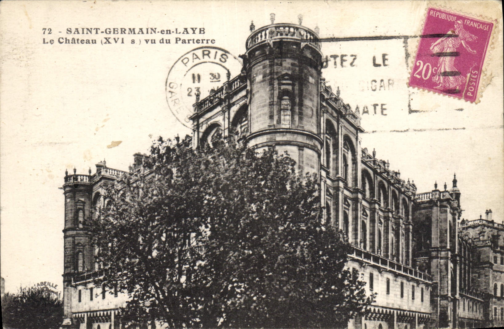 CPA Saint Germain en Laye le Chateau XVI S vu du Parterre 