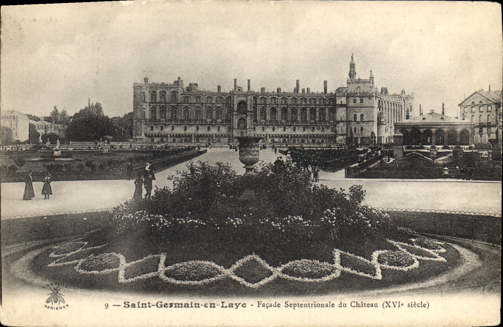 CPA Saint Germain en Laye Facade Septentrionale du Chateau XVI siecle