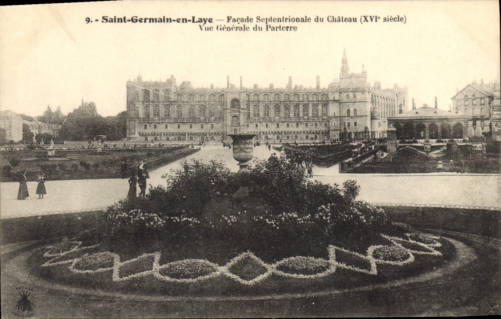 CPA Saint Germain en Laye Facade Septentrionale du chateau XVI siecle vue generale du Parterre