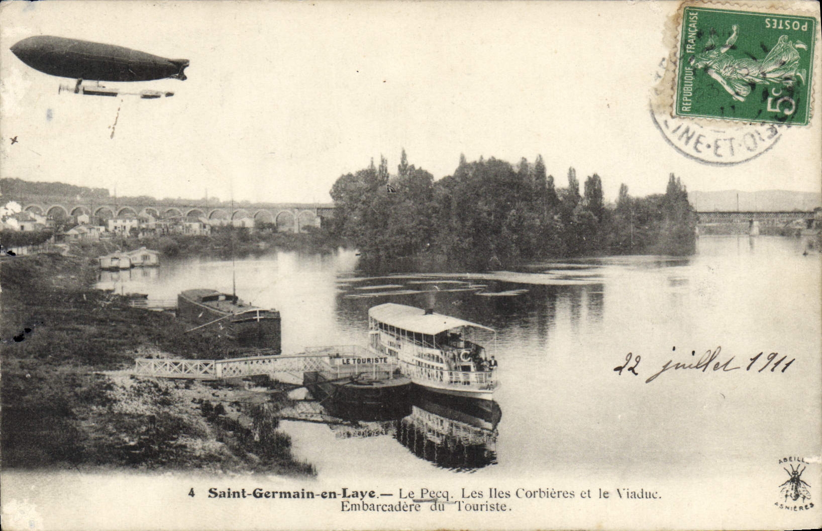 CPA Saint Germain en Laye le Pecq les Iles Corbieres et le Viaduc Embarcadere du Touriste Zeppelin D