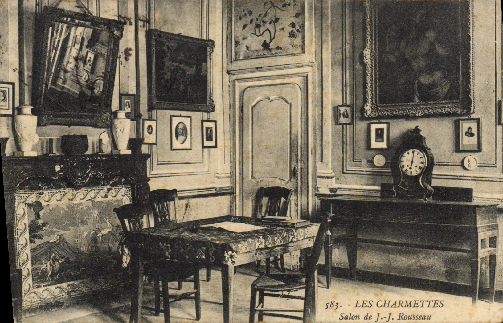 CPA Les Charmettes Salon de JJ Rousseau 
