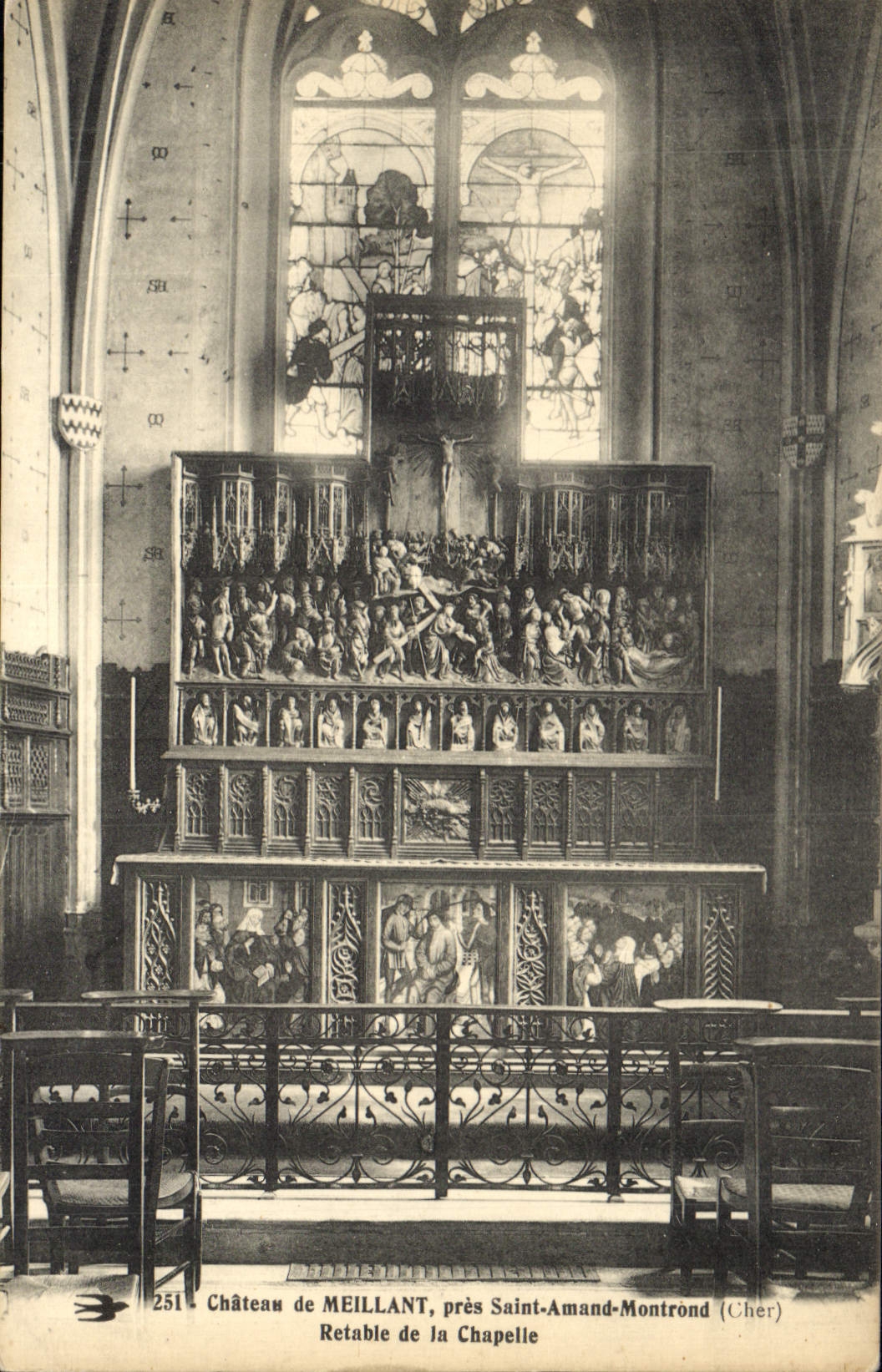 CPA Chateau de Meillant pres Saint Amand Montrond Cher Retable de la Chapelle