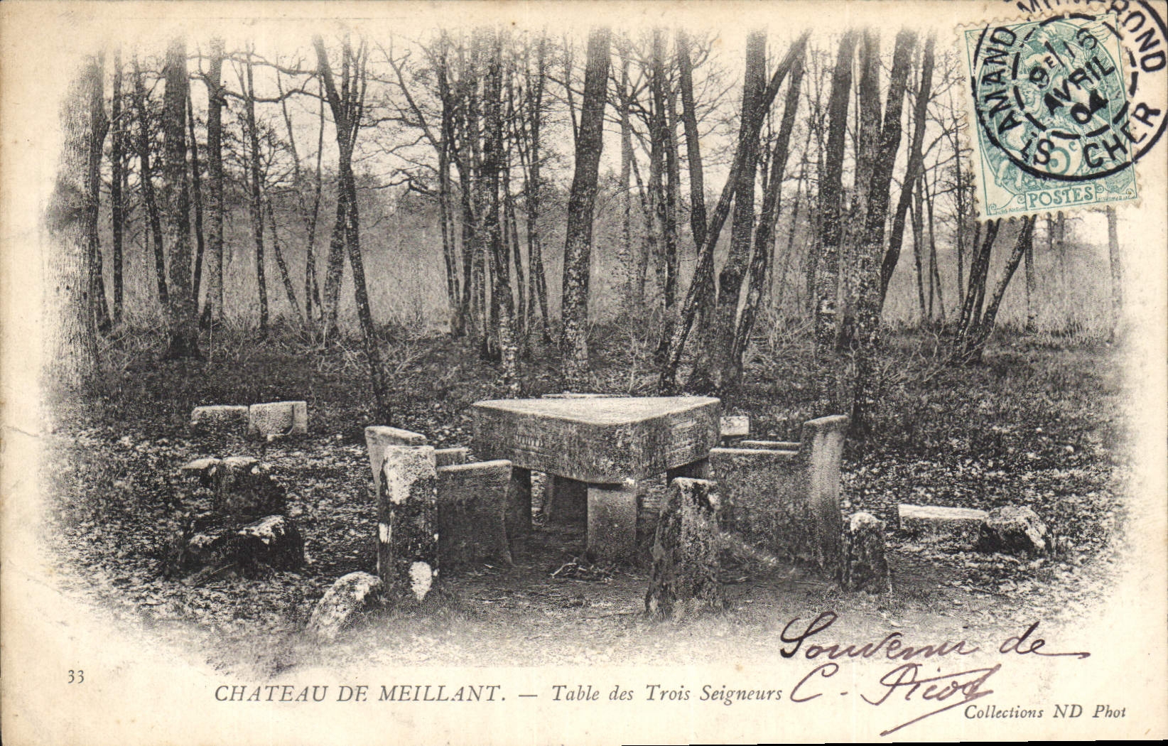 CPA Chateau de Meillant Table des Trois Seigneurs