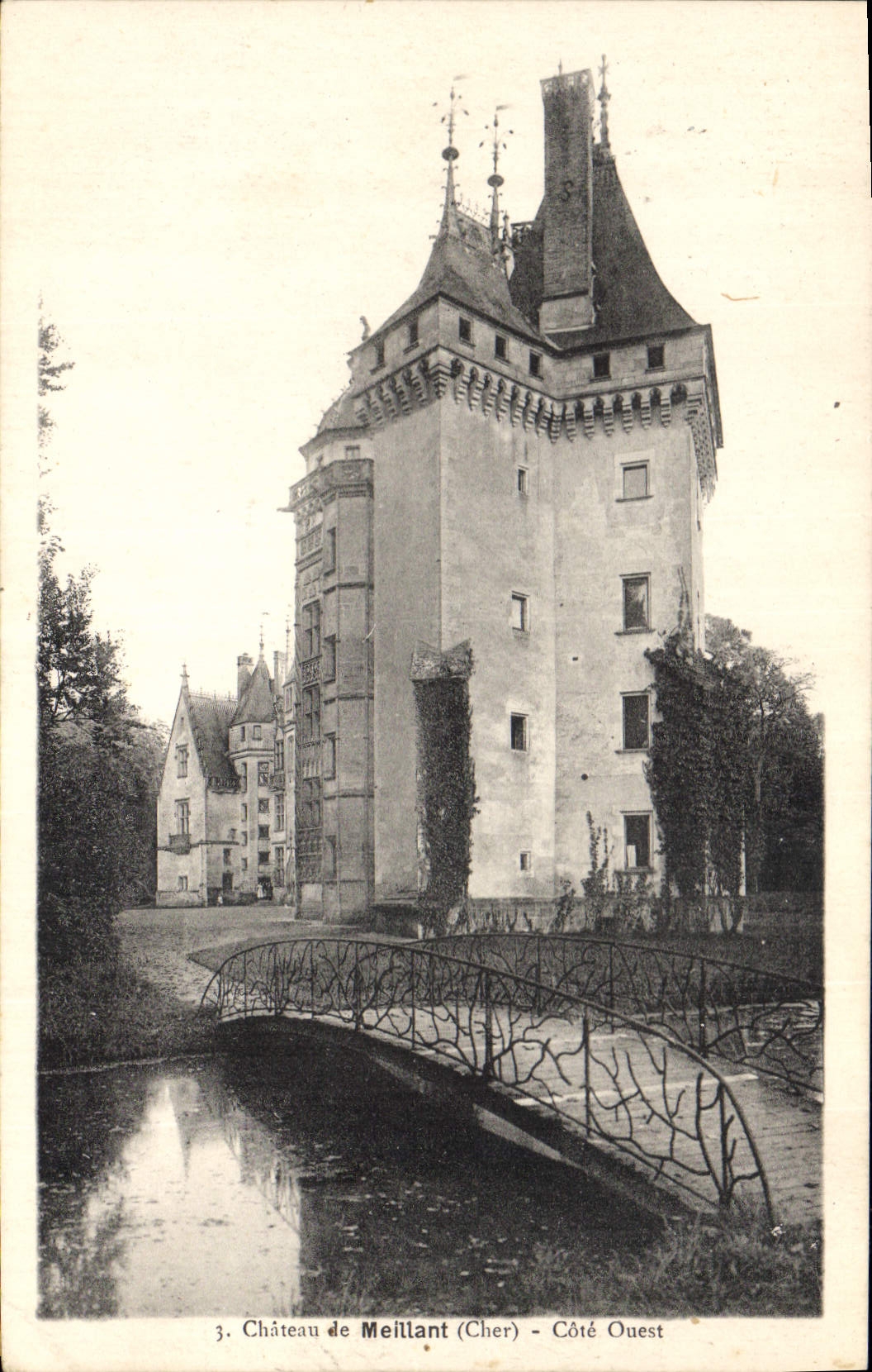 CPA Chateau de Meillant Cher Cote Ouest