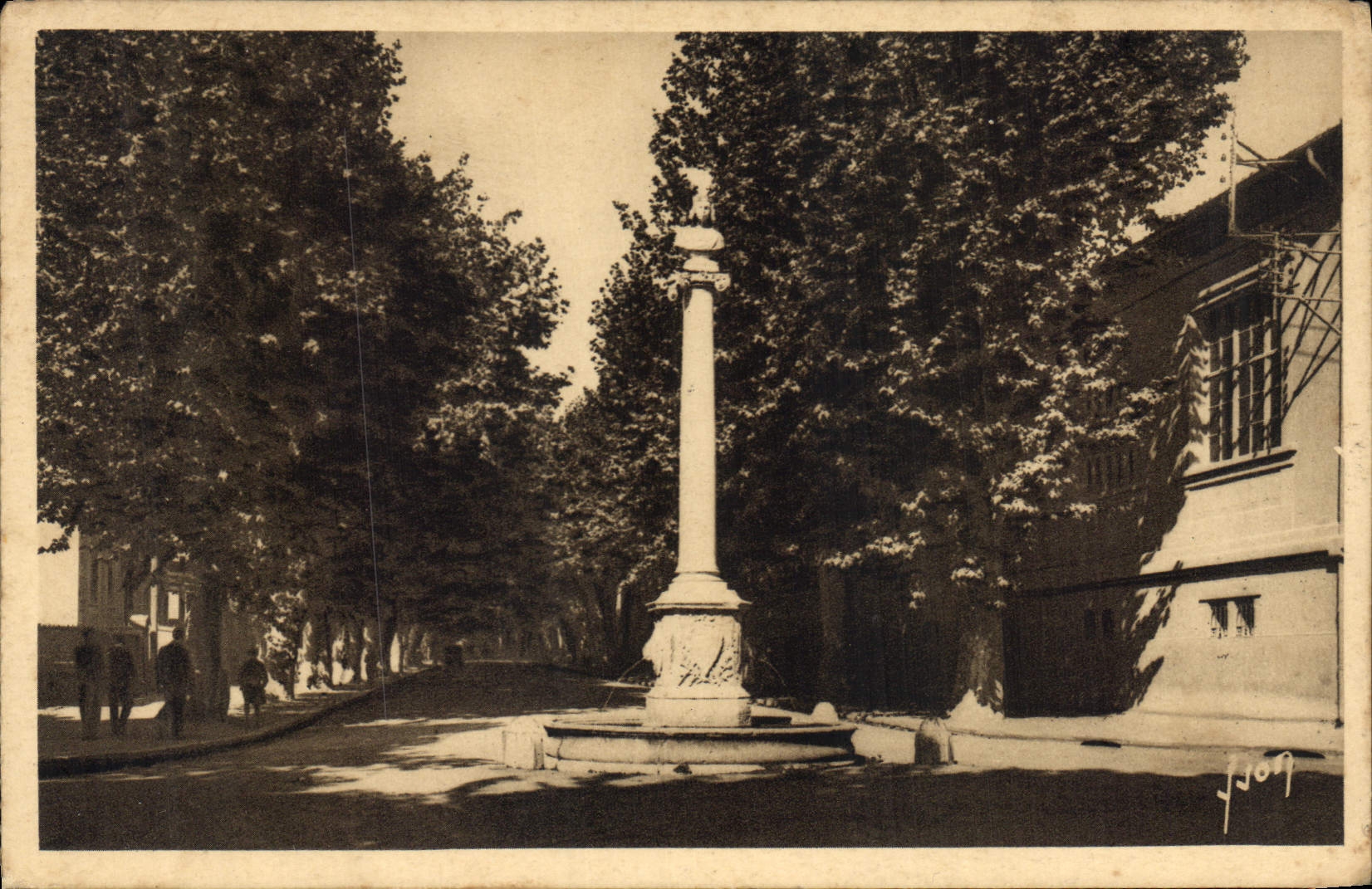 CPA Aix en Provence Bouches du Rhone Fontaine Saint Louis Cours des Arts et Metiers 