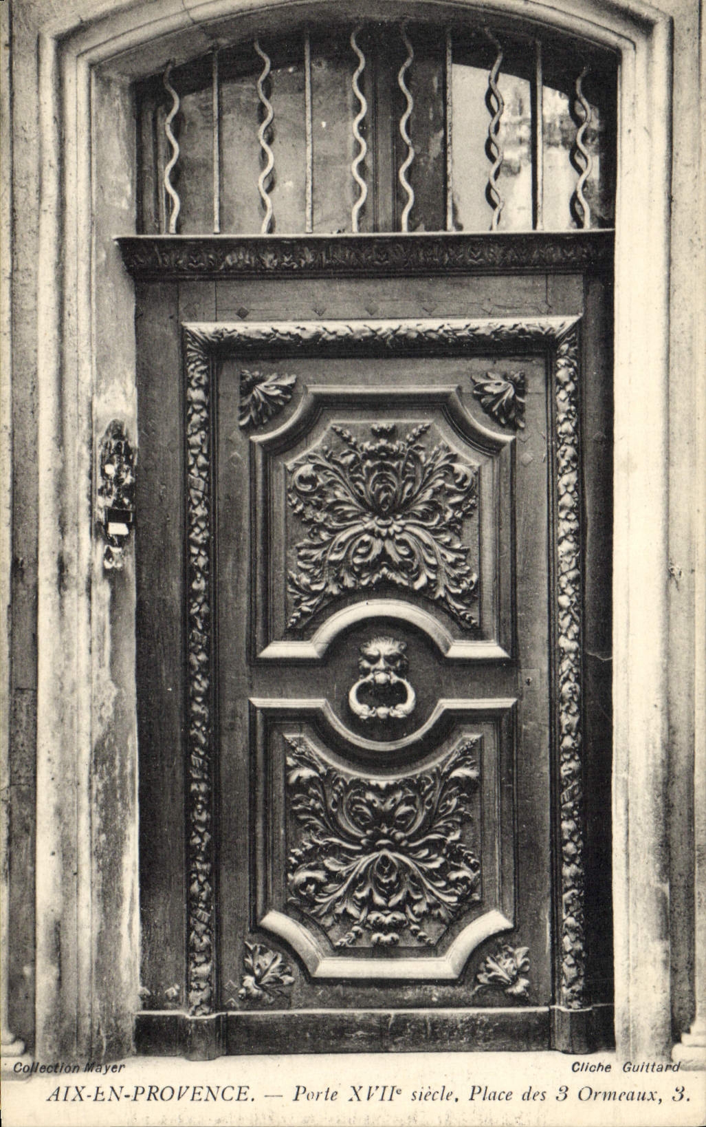 CPA Aix en Provence Porte XVII siecle Place des 3 Ormeaux 