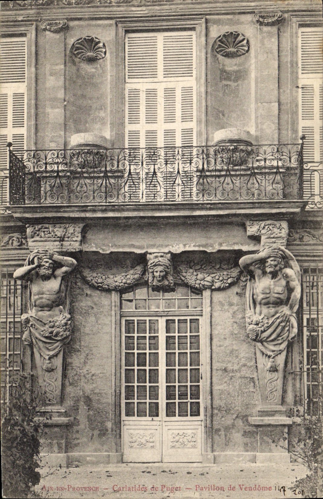CPA Aix en Provence Cariatides de Puges Pavillon de Vendome 