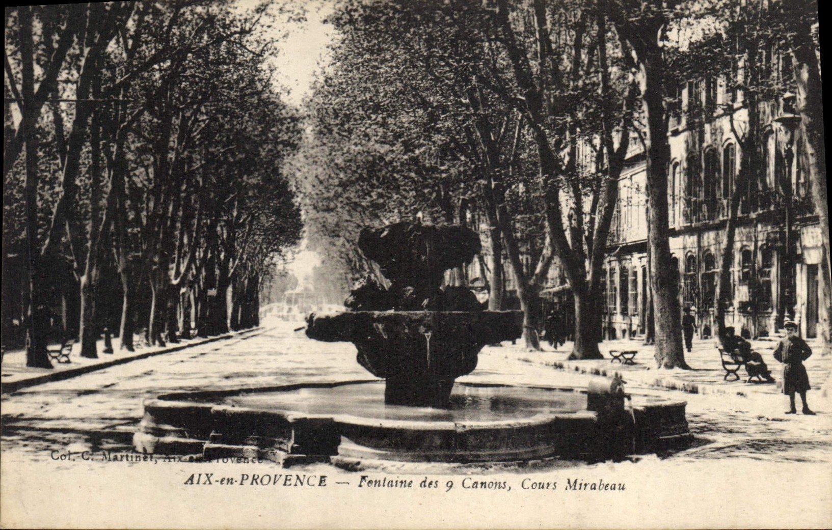 CPA Aix en Provence Fontaine des 9 Canons Cours Mirabeau 